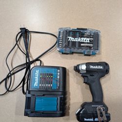 Makita Sub Compact Drill