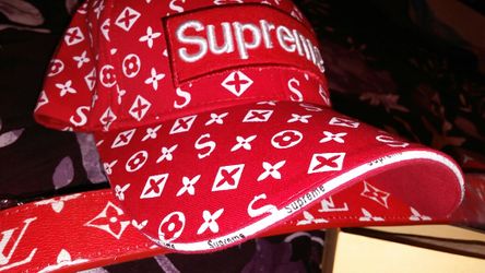 High fashion hats, too quality..