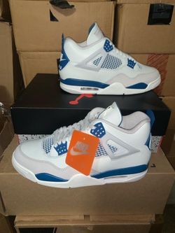 Brand New men's Air Jordan 4 Retro 2024 Industrial Blue Military size 10.5 -100% authentic 