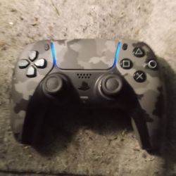 PS5 Camouflage Camo Controller Like New
