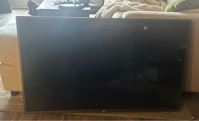 LG Tv and remote