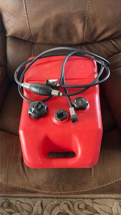Portable Marine Fuel Tank with Hose