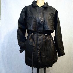 Warm And Real Leather Jacket That Keeps You In Style