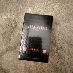 Sealed Valentino Uomo born in Roma Intense