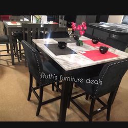 Stylish - 5pc Counter Height Dining Table - Set