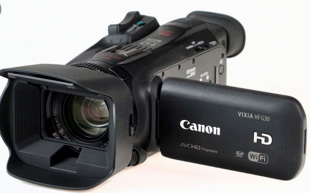 Canon Hfg30 Like new!!