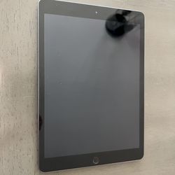 Apple iPad 7th Generation 32gb Excellent Condition 