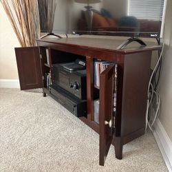 Corner TV Stand