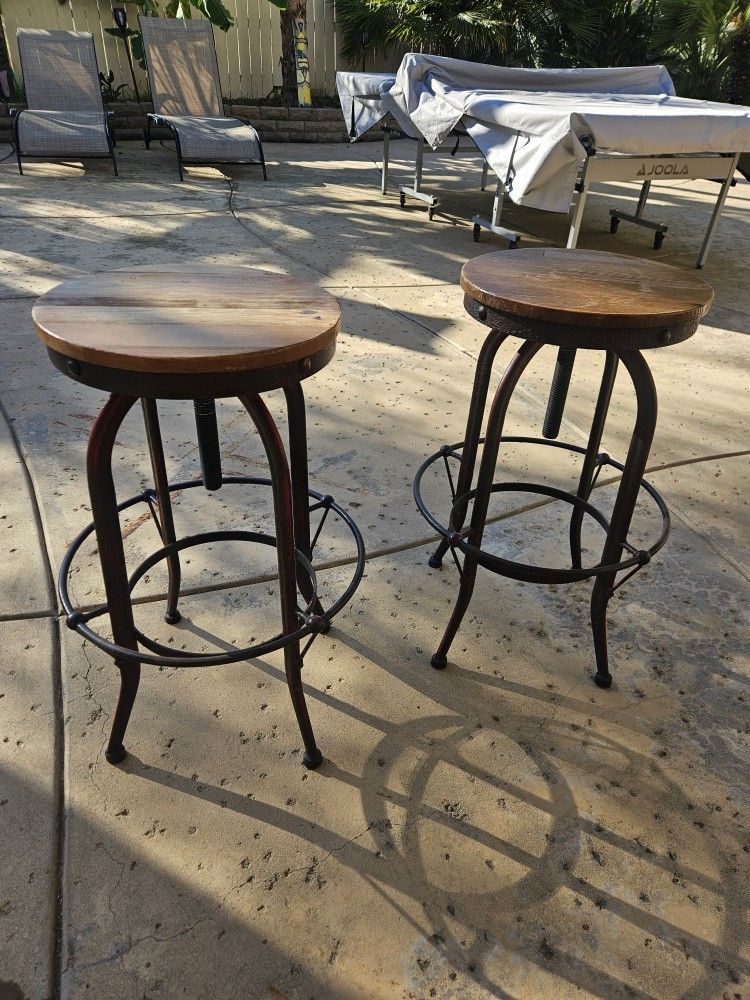 Heavy Duty Swivel Bar Stools Set Of 2