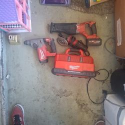 Milwaukee Power Tools