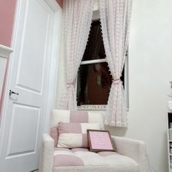 Nursery Chair 