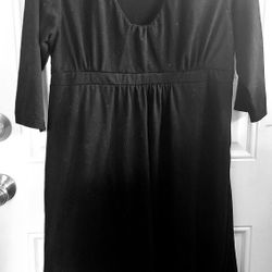 Womens beautiful Amanda Stewart Intimate medium, 2 pc. pajamas, satin like, 83% polyester, 17% cotton.