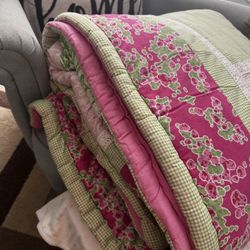 Laura ashley Twin Comforter