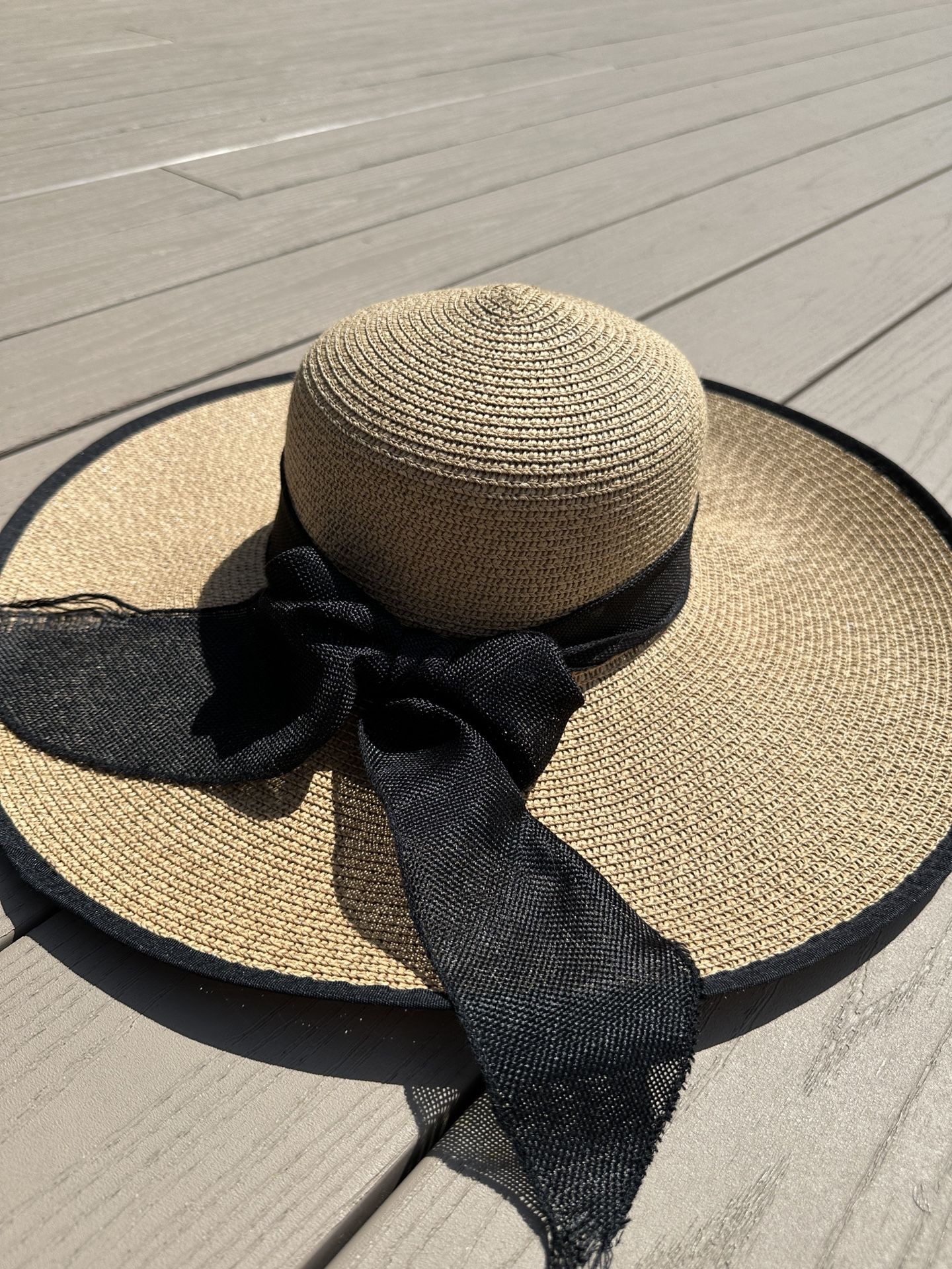 Sun hat With Bow