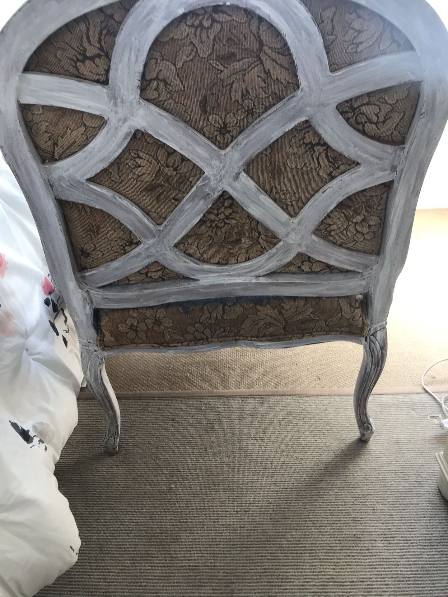 Beautiful big wood chairs with French legs very wide can fit two people very comfortable originally $500 each I have two