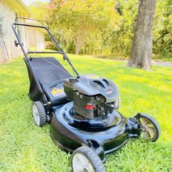 Yard Machines 21” / 6.50HP / 190cc Push Mower With Bag 