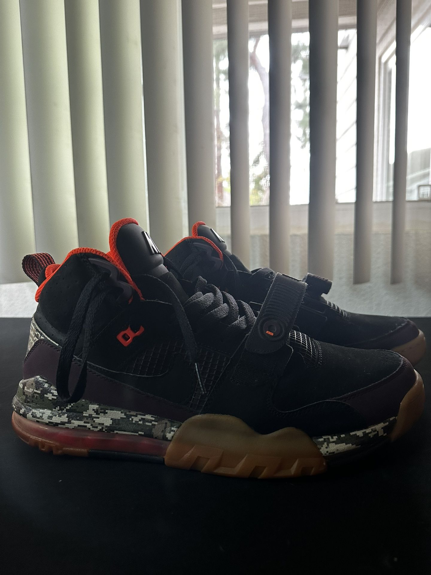 NIKE AIR MAX BO JAX PREMIUM 654479 001