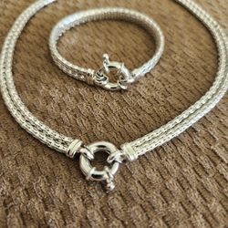 Choker Necklace And Bracelet Set