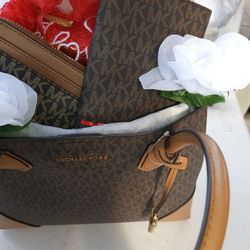 All Original MK,, GUESS,, DNKY Purses 