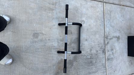 Doorway Pull-Up Bar