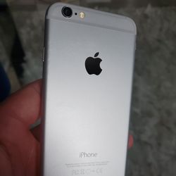 Unlocked Apple iPhone 6 16GB Silver