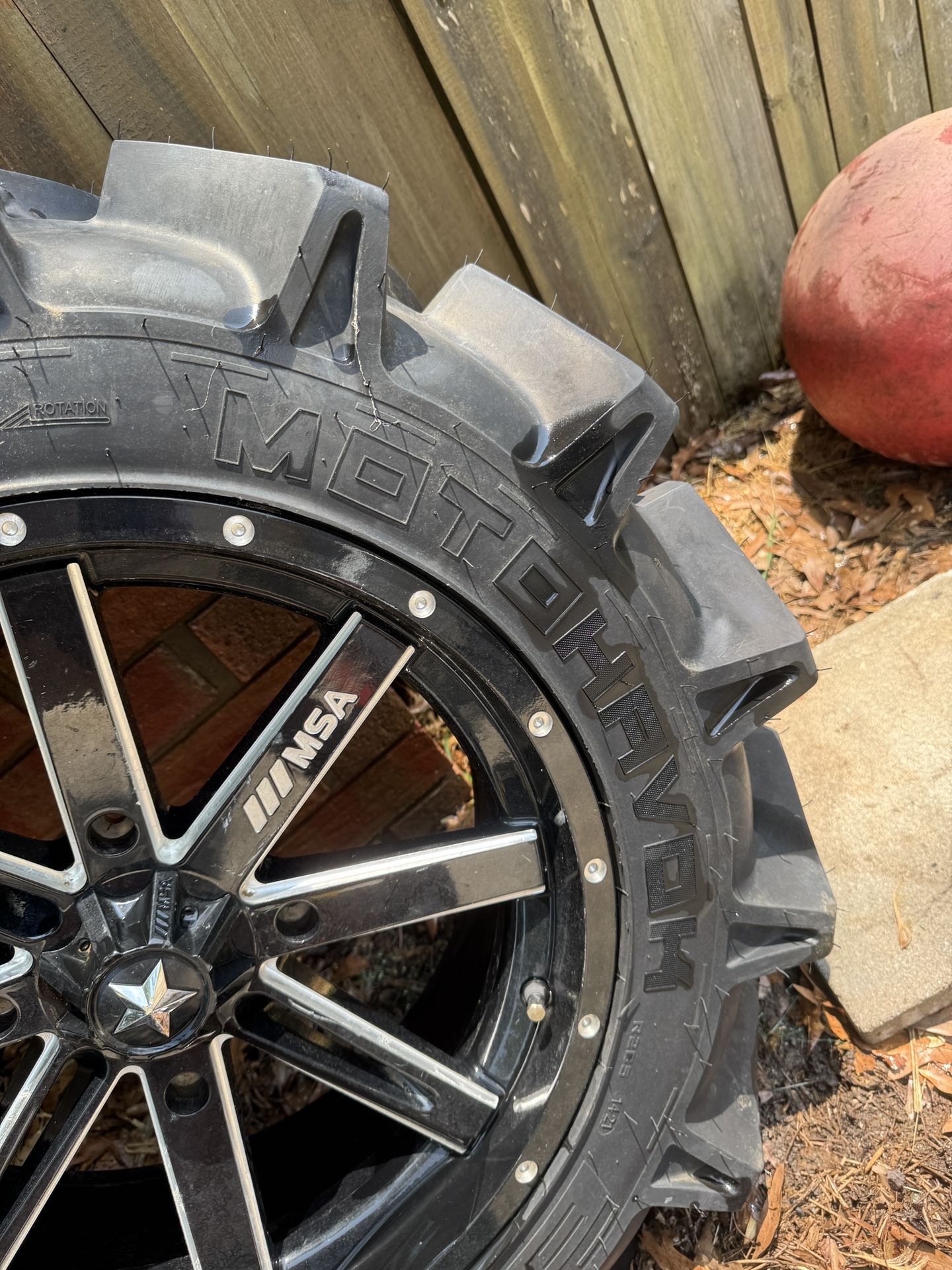 MSA UTV Rim & Motohavok EFX 32 8.5 18 Tire
