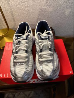 Nike Air Max Moto 2K White Navy Metallic Silver (Women's) - 5W/3.5M