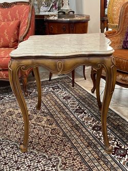 Beautiful Weiman French Provincial Marble Top Occasional Table  Made in Belgium🌷
