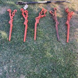 tie downs equipment(5)  and bar (1)