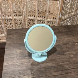 Small Desk Top Mirror