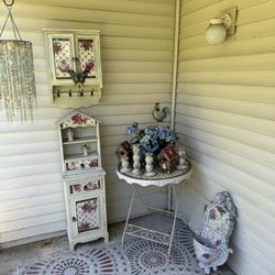 Vintage Floral Mosaic Outdoor Set
