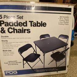 5 Piece Padded Table & Chairs