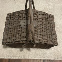 Vintage picnic basket