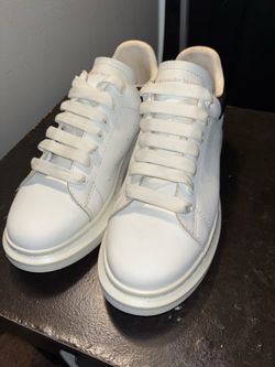 Alexander McQueen oversized sneaker