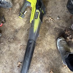 Ryobi leaf  lower battery