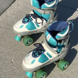 Youths Roller Skates With Pads