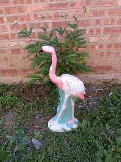 22" Vintage universal Statuary Pink Flamingo Garden Statue
