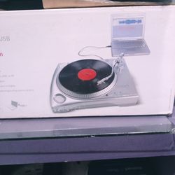 Turntable With USB