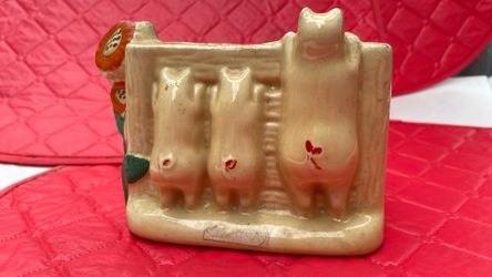 3 Little Pigs Vintage Shawnee Pottery 