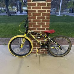 Yellow Camo 24” SE Bikes So Cal Flyer,Read Description For Details 