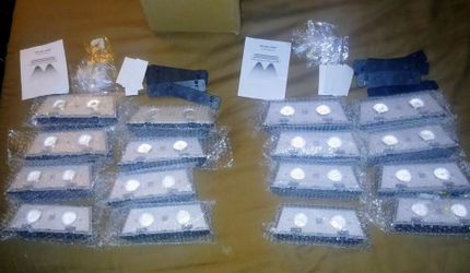 16 solar outdoor fence or building led lights w/ 3 color modes