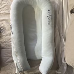 Dockatot