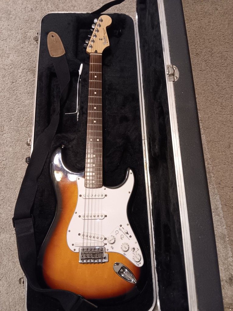 Roland Ready  Fender Stratocaster With Roland G-R 20 Synthesizer