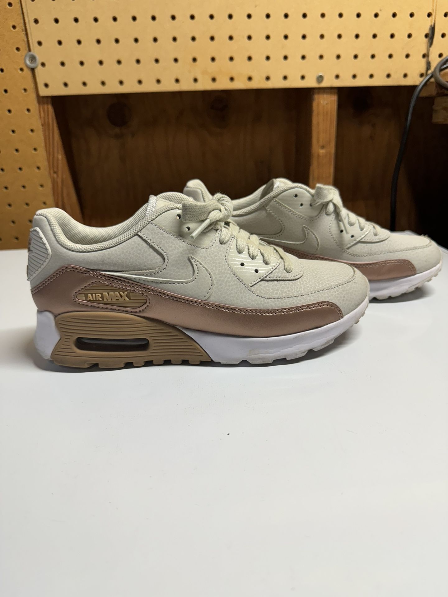 Air Max 90 Rose Gold Women Size 6