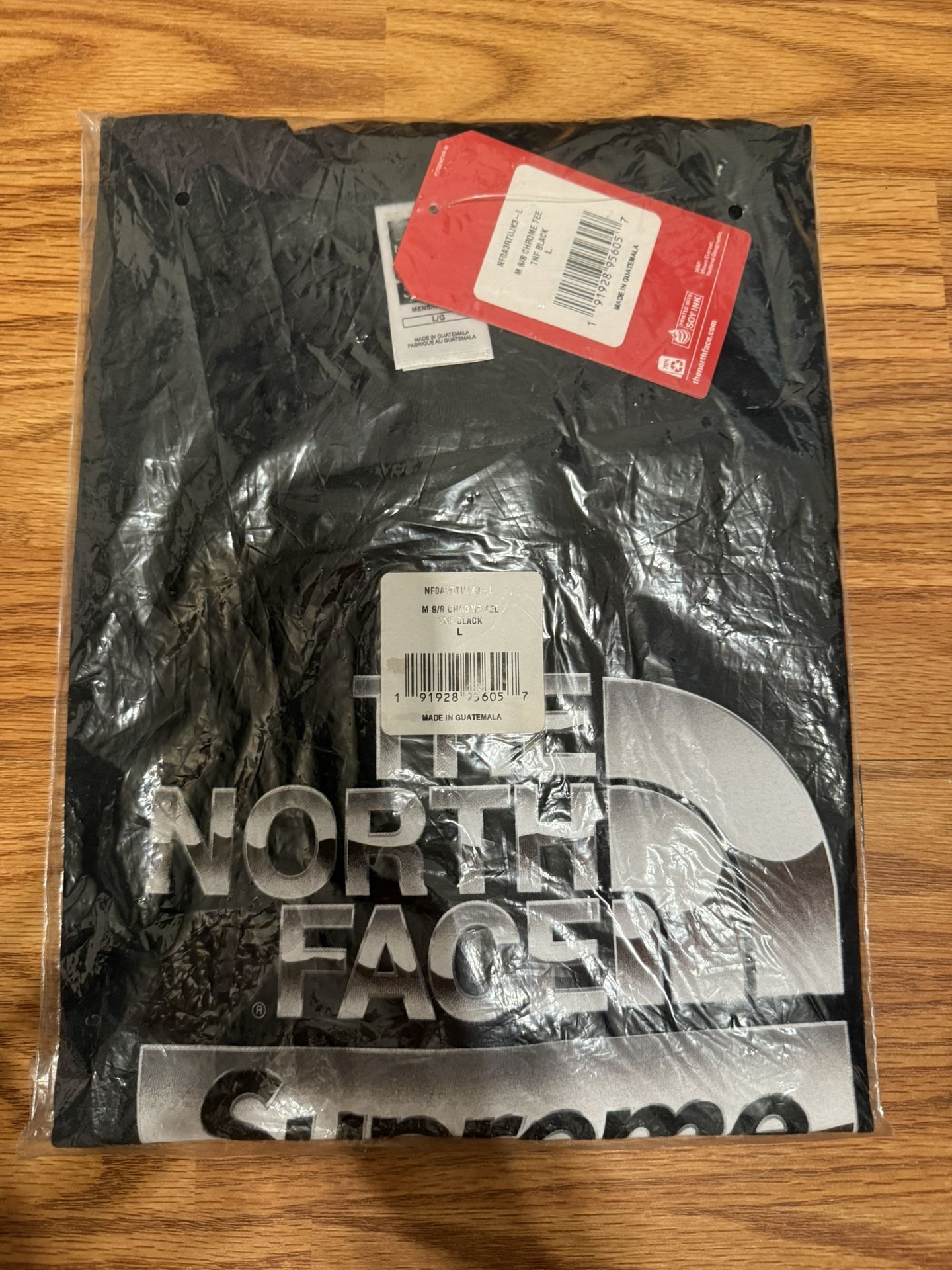 Supreme The North Face Metallic Tee