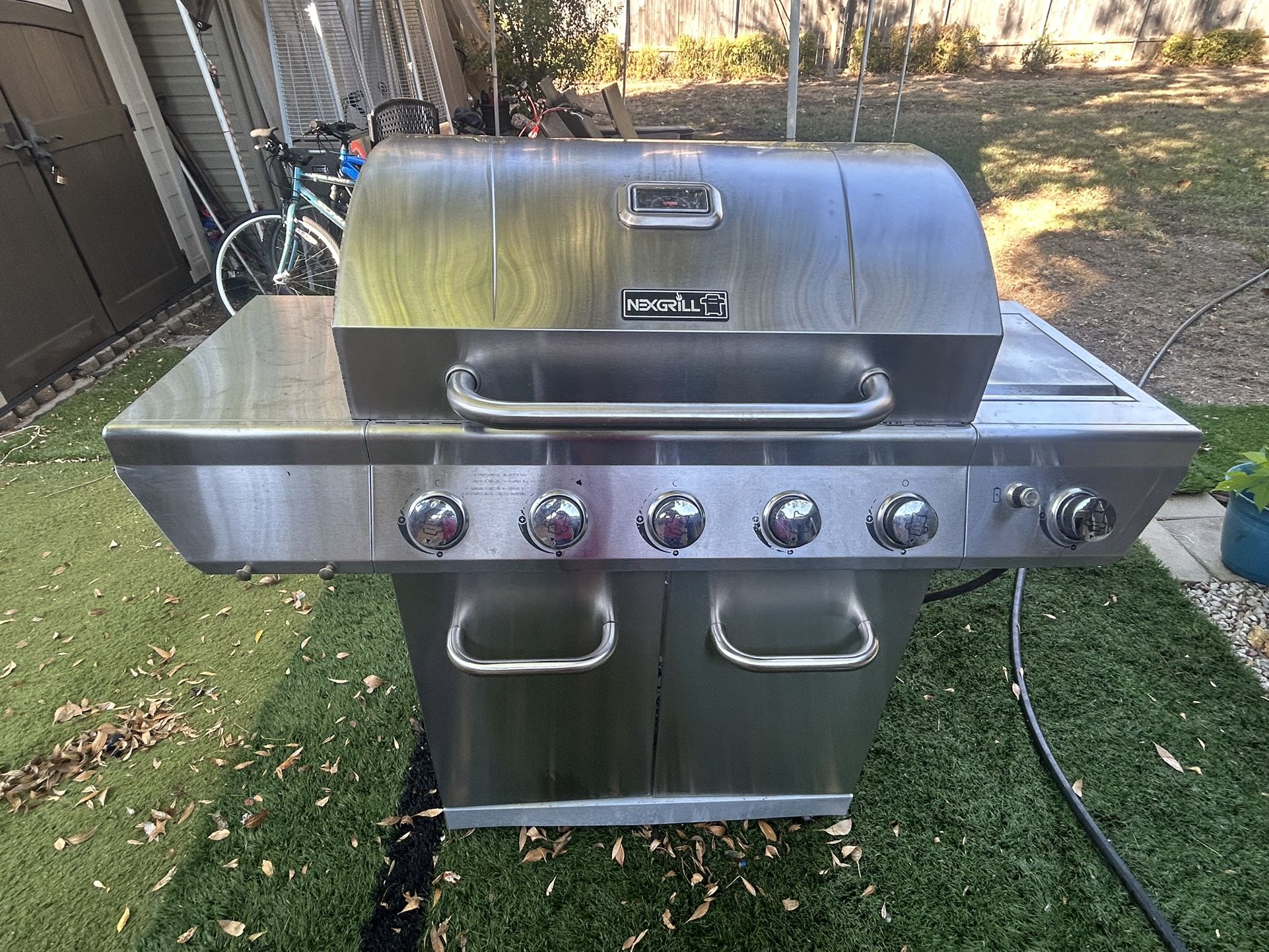 NEXGRILL 5-Burners Stainless Steel