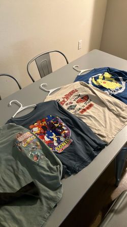 Old Navy Long sleeve Character Tees