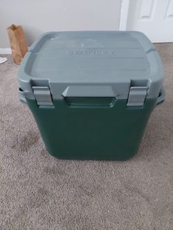 Stanley heavy duty cooler