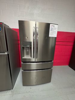 Frigidaire French door Refrigerator