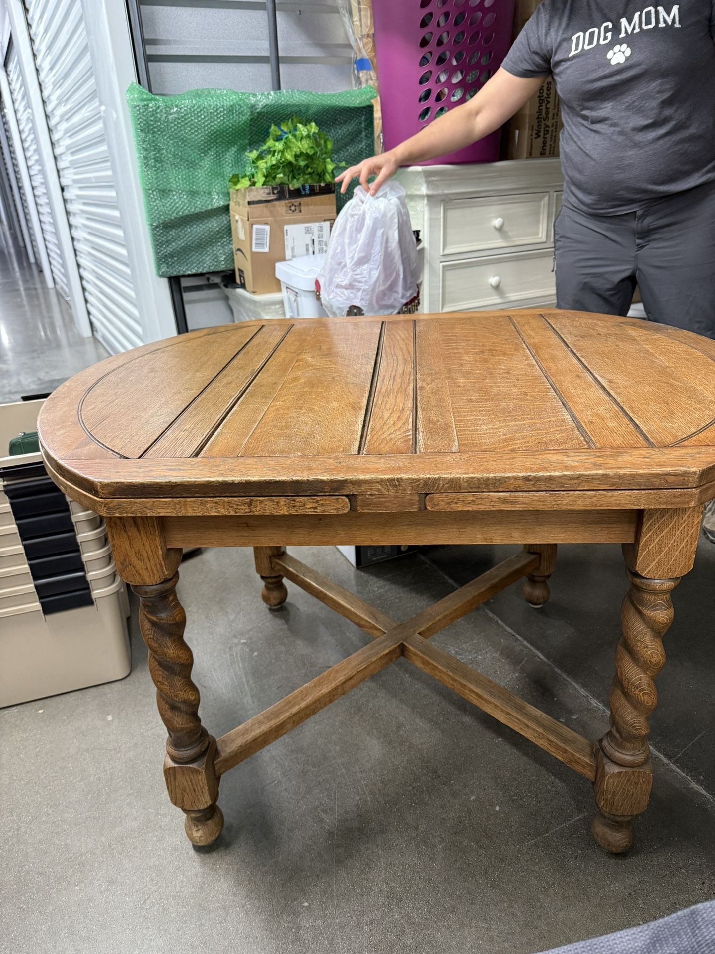 Antique Dining Room Table With Extendable Leaf